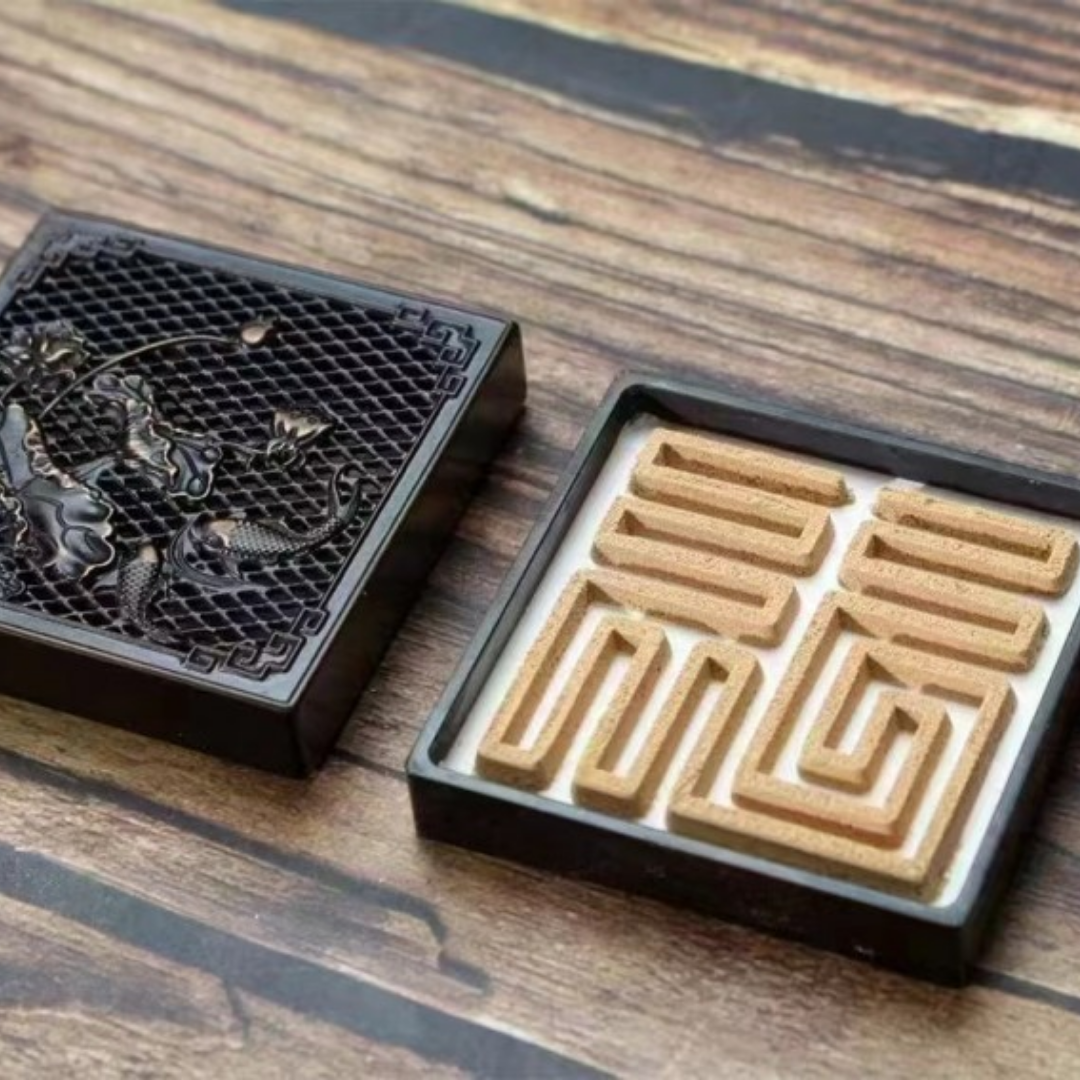 「Cloud Brocade」Blue-Enamel Brass Incense Tool Set