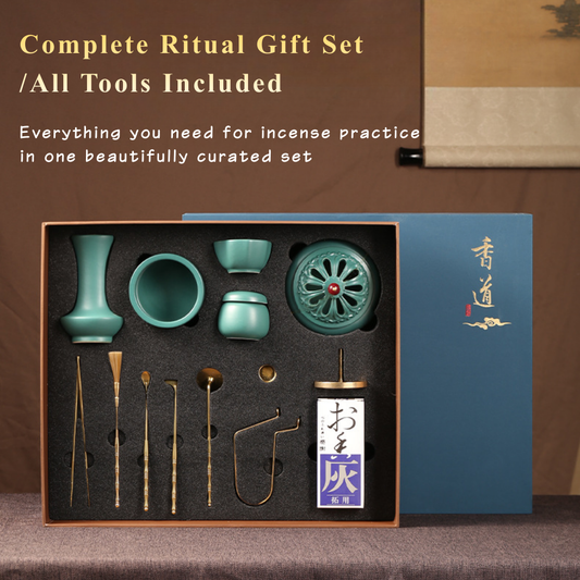 「Green Reverie」Ceramic Kōdō Ritual Gift Set – Incense Burner, Ash Press, Powder Tools & Accessories